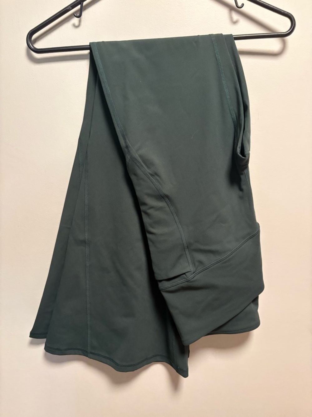 Fabletics Crossover Flare Yoga pants-Green NWOT